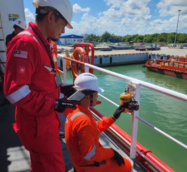 OMT International Sdn Bhd, Malaysian marine services company providing offshore support and maritime solutions. One of the services is On-Hire/Off-Hire Inspection service.