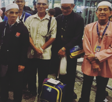 Tajaan Umrah Warga Emas & Penggali Kubur